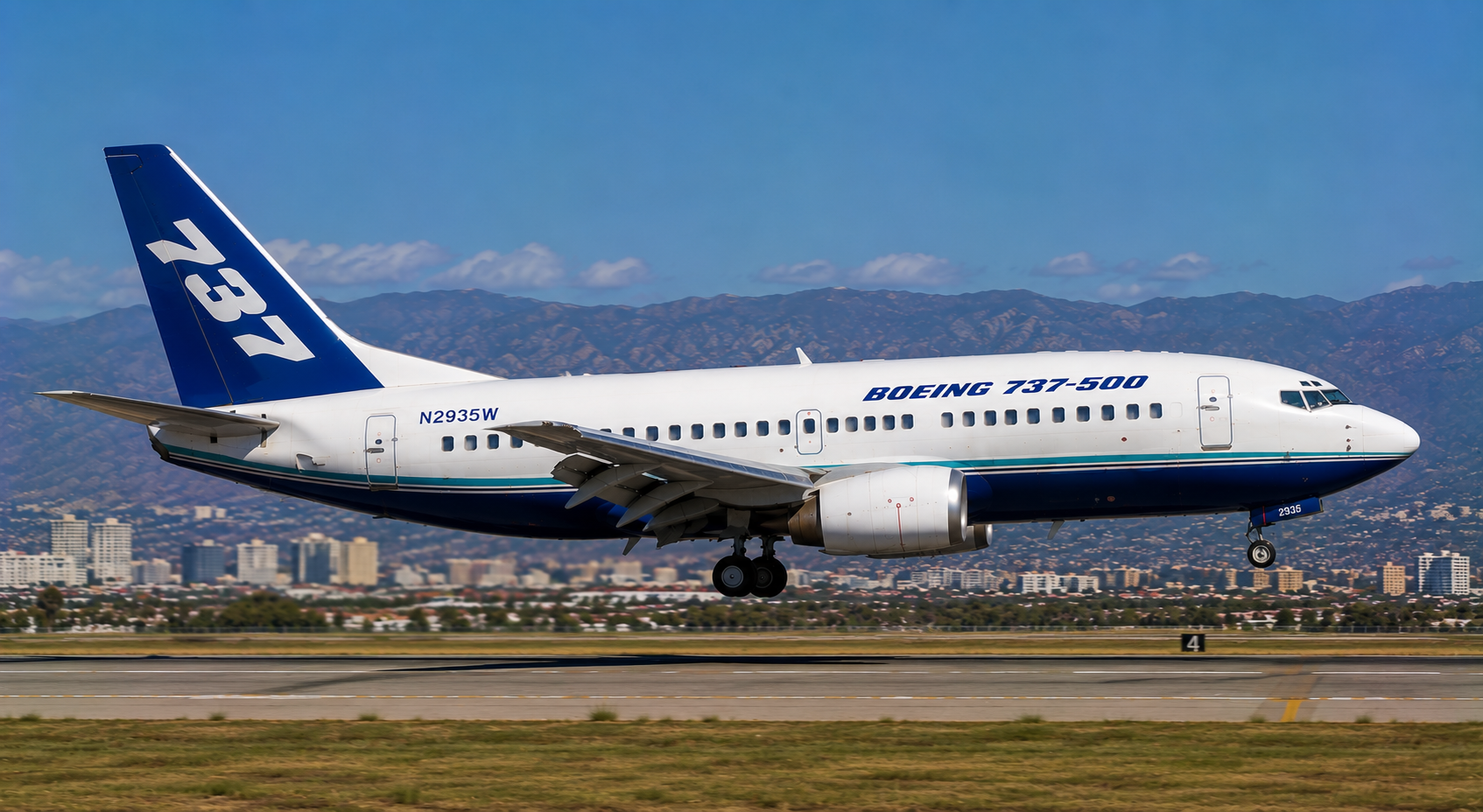 Boeing 737-500