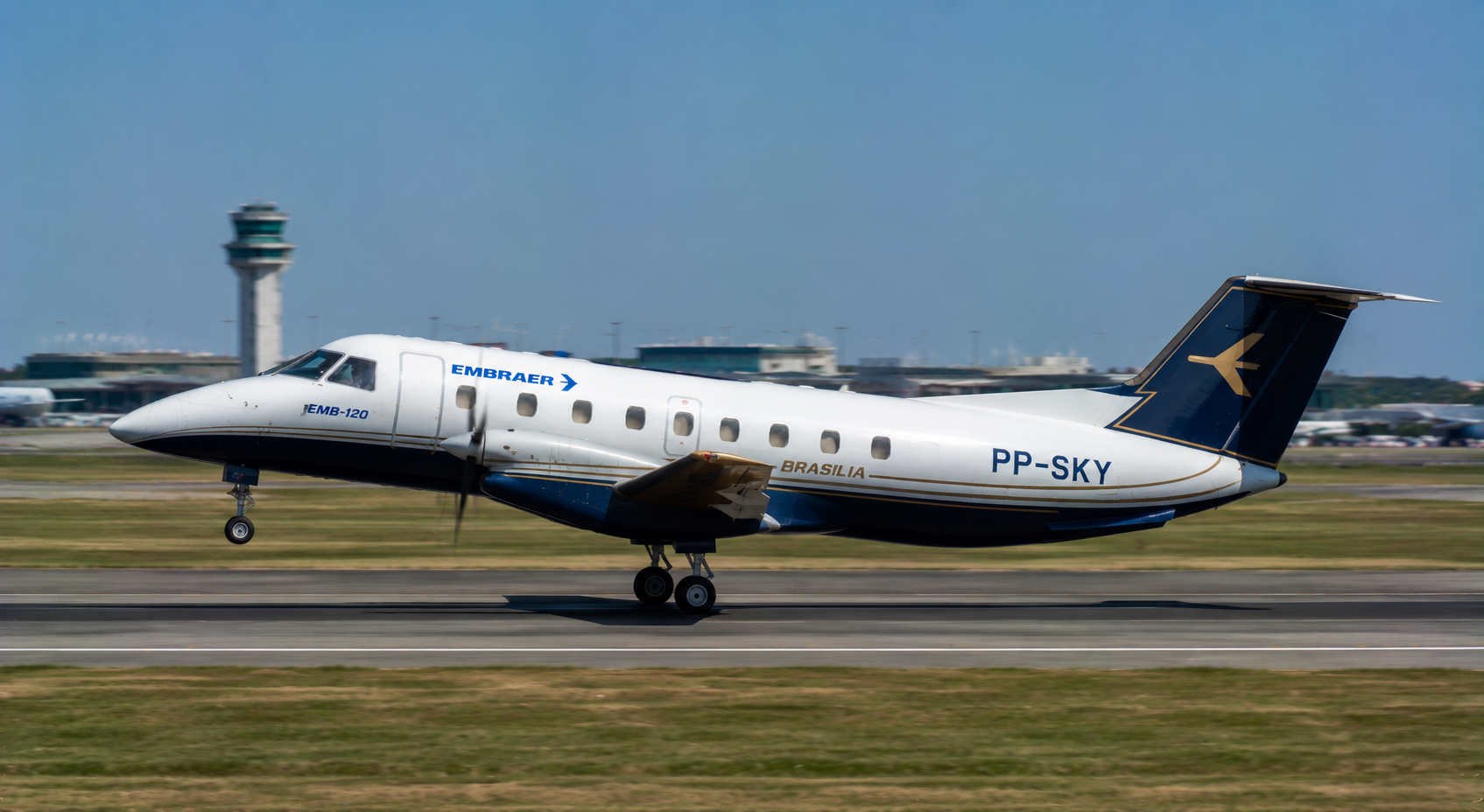 Embraer EMB-120 Brasilia
